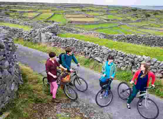 Hiking and biking adventure in Ireland